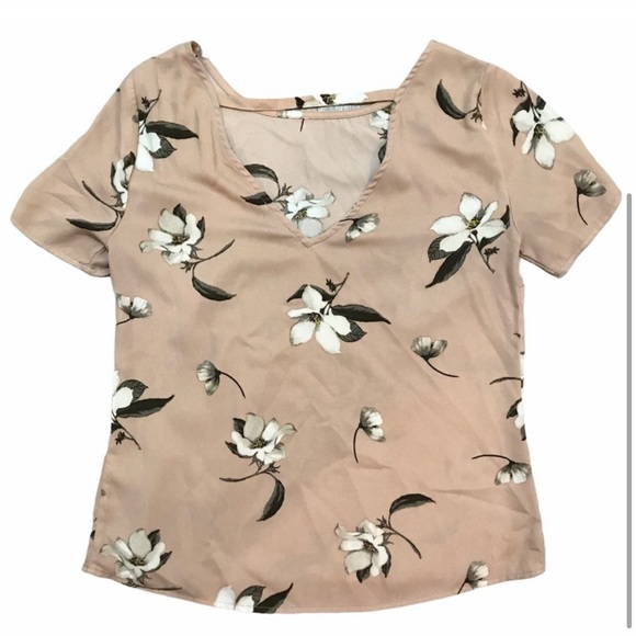 Dynamite - Floral Blouse - Picture 2 of 5